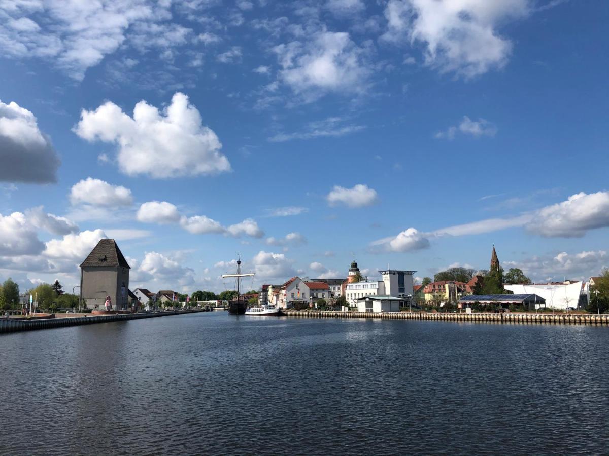 Ferienwohnung Bress Eg Ueckermunde Bagian luar foto